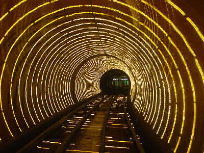 bund sightseeing tunnel